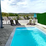 Apartment Private Pool By Day Off *