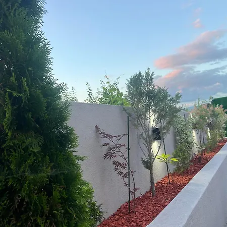 Апартаменти Private Pool By Day Off Скоп'є