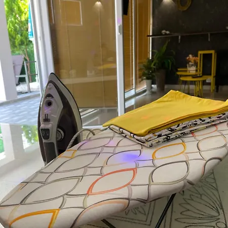 Apartamento Private Pool By Day Off Skopie