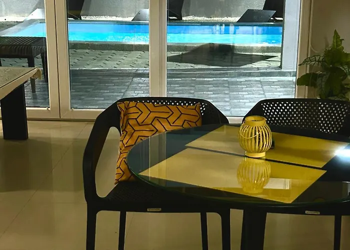 Private Pool By Day Off Апартаменти Скоп'є